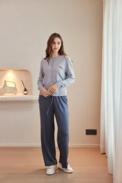 BACHATA - Cardigan manica lunga nero con bottoni da donna