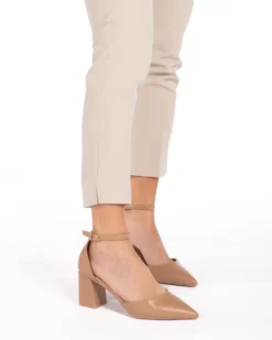 MISS GLOBO - Décolleté beige con sottopiede in memory foam e cinturino alla caviglia, tacco 7CM