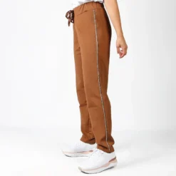 MY JEWELS - PANTALONE FELPA CAMEL CON STRASS