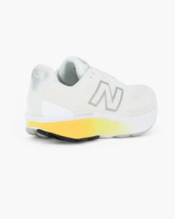 NEW BALANCE - SCARPA DA RUNNING FRESH FOAM 520 V9 BIANCA E GIALLA DA UOMO, M5209XD
