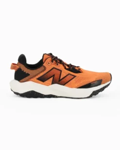 NEW BALANCE - SNEAKERS DA RUNNING UOMO NERE E ARANCIONI FUELCELL TEX/TEX - MFCPRCB5