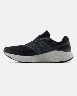 NEW BALANCE - SNEAKERS DA UOMO NERA E GRIGIA FRESH FOAM EVOZ -MEVOZRU4