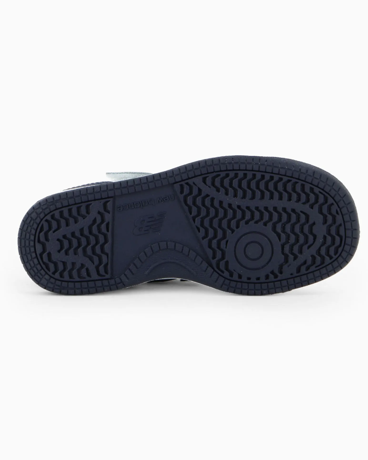NEW BALANCE - SNEAKERS KIDS LIFESTYLE BIANCHE CON DETTAGLI BLU DAL 28 AL 35, P0806RV