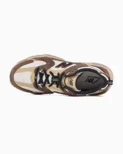 NEW BALANCE - SNEAKERS  LIFESTYLE MARRONI, BEIGE E NERO, MR530SNC