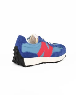 NEW BALANCE - SNEAKERS UOMO CELESTE E BLU LIFESTYLE SUEDE/TEX VARSITY - U327VD