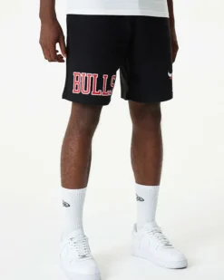 NEW ERA - Pantalone corto da uomo nero con logo Chicago Bulls