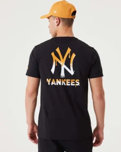 NEW ERA - T shirt girocollo da uomo nera in cotone con logo bianco e giallo