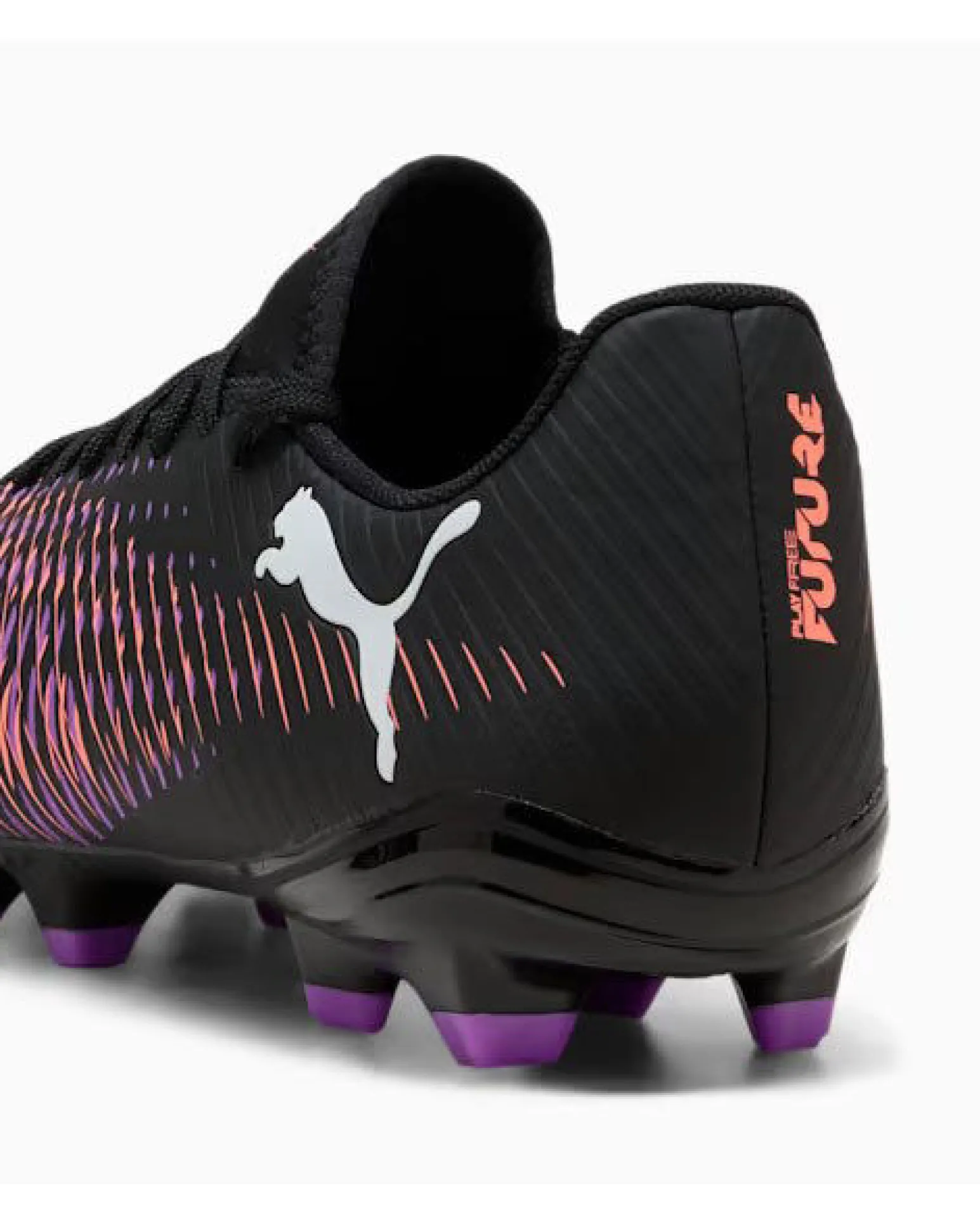 PUMA FUTURE 8 PLAY FG/AG - Scarpa da calcio nera, bianca e rossa - 108141-01