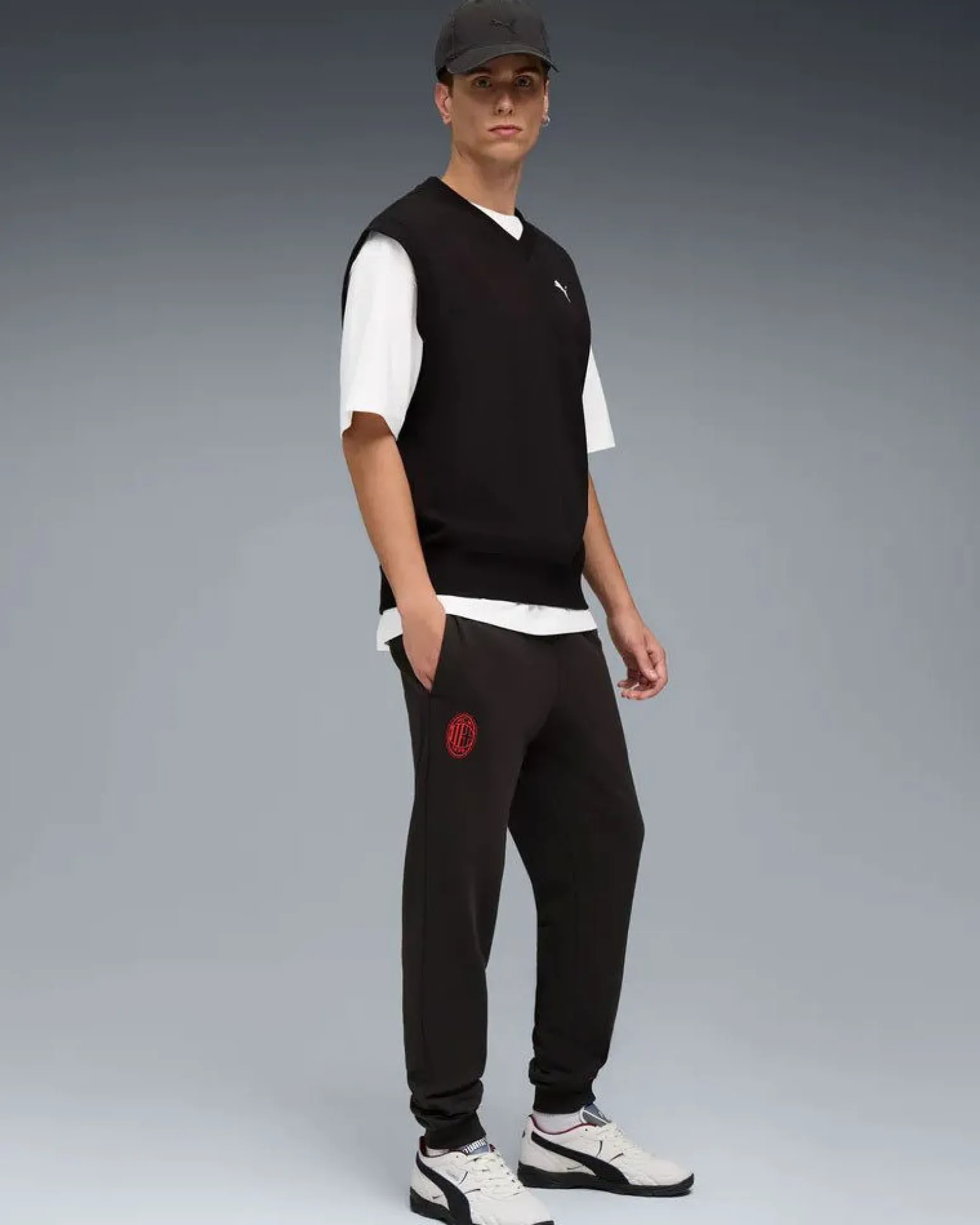PUMA -PANTALONE NERO AC MILANFTBLESS TR DA UOMO, 692201-02