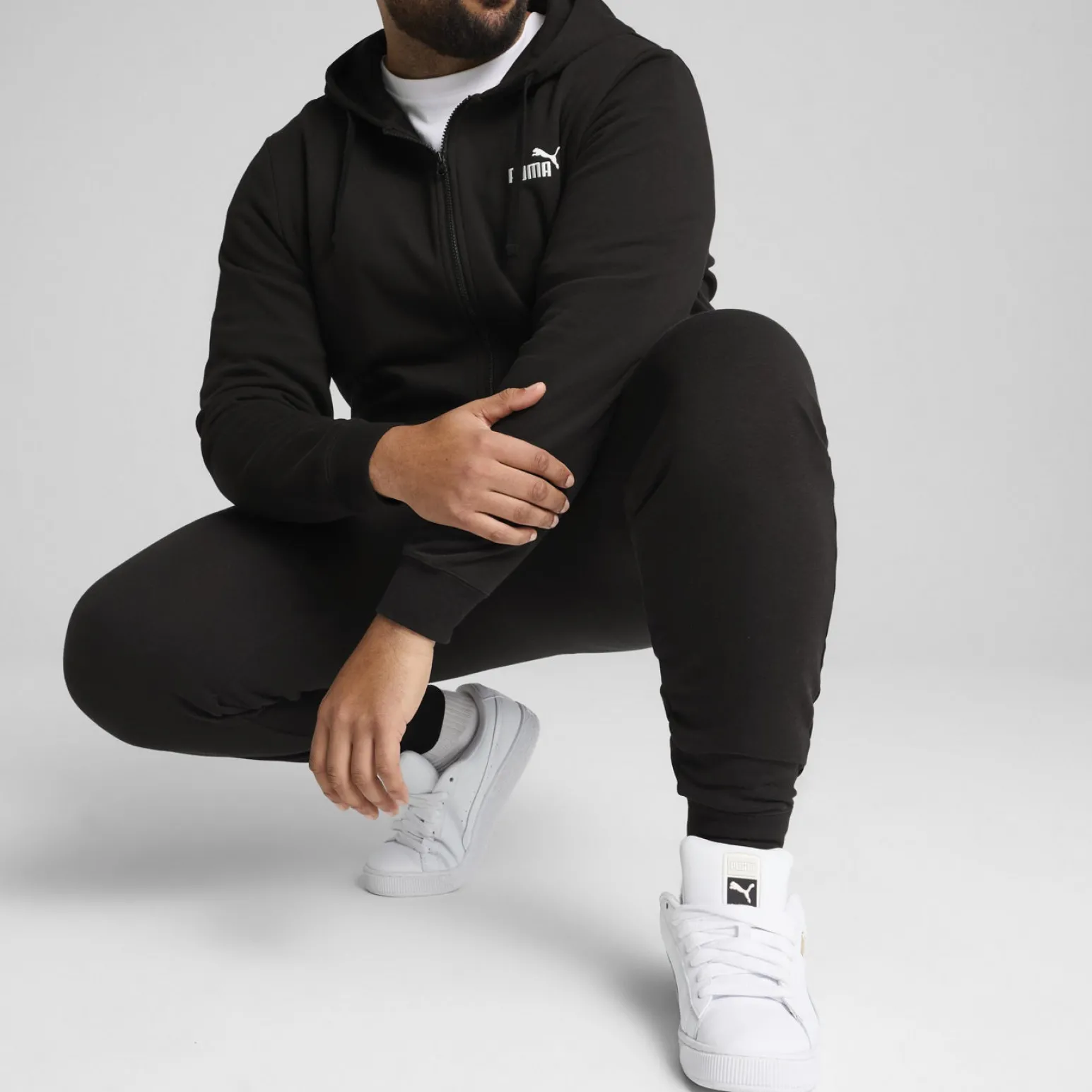 PUMA - PANTALONE NERO ESSENTIAL NO. 1 LOGO SLIM DA UOMO, 682644-01