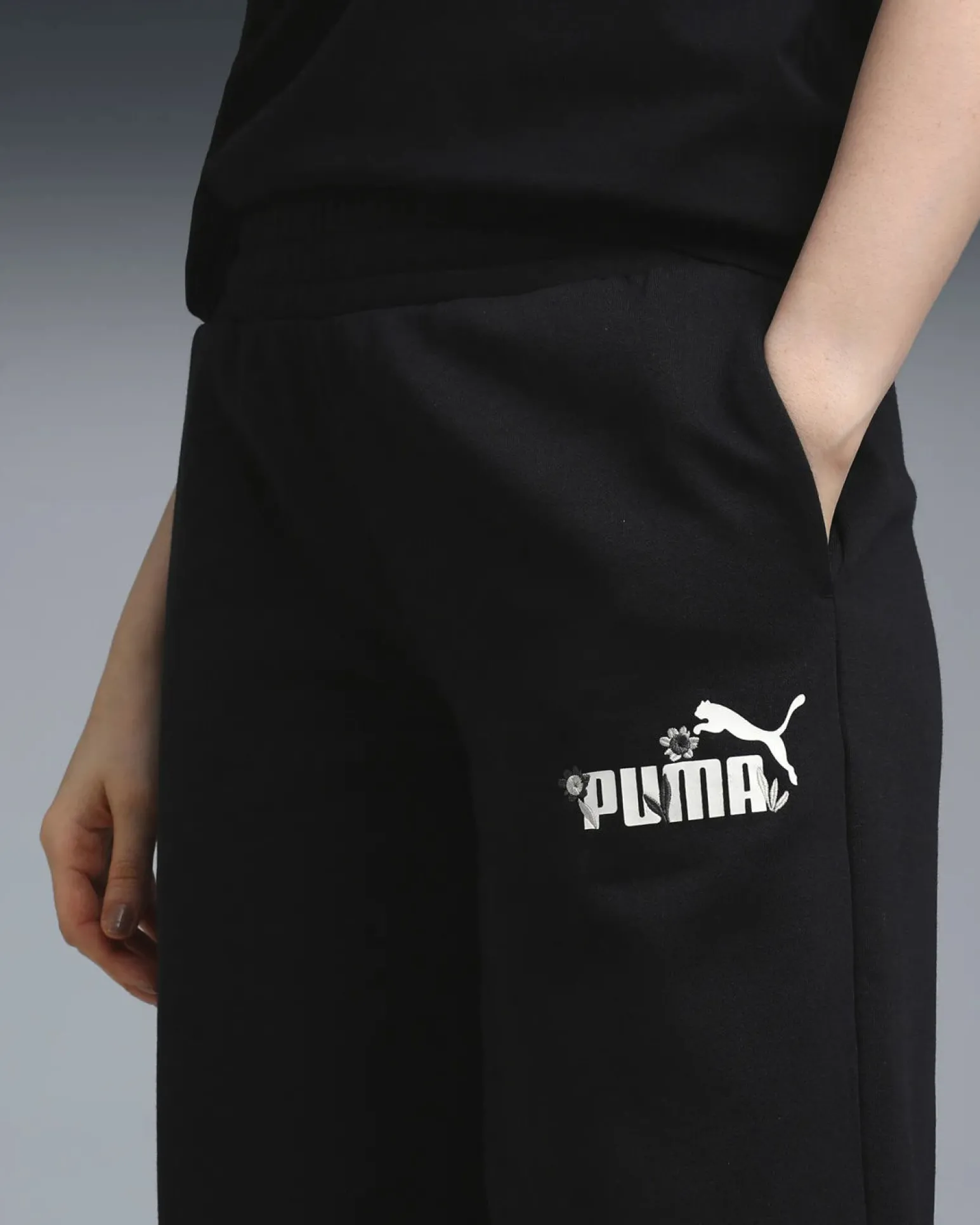 PUMA - PANTALONE TUTA DRITTI NERO ESSENTIAL NATURE 2.0 COMFORT DA DONNA, 688081-96