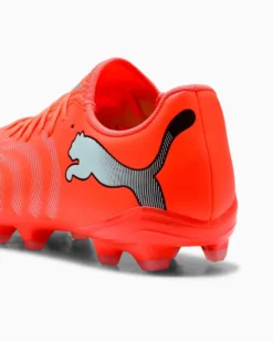 PUMA - SCARPA DA CALCIO FUTURE 9 PLAY FG/AG ROSSA FLUO CON DETTAGLI GRIGI E NERI DA UOMO, 108715-01