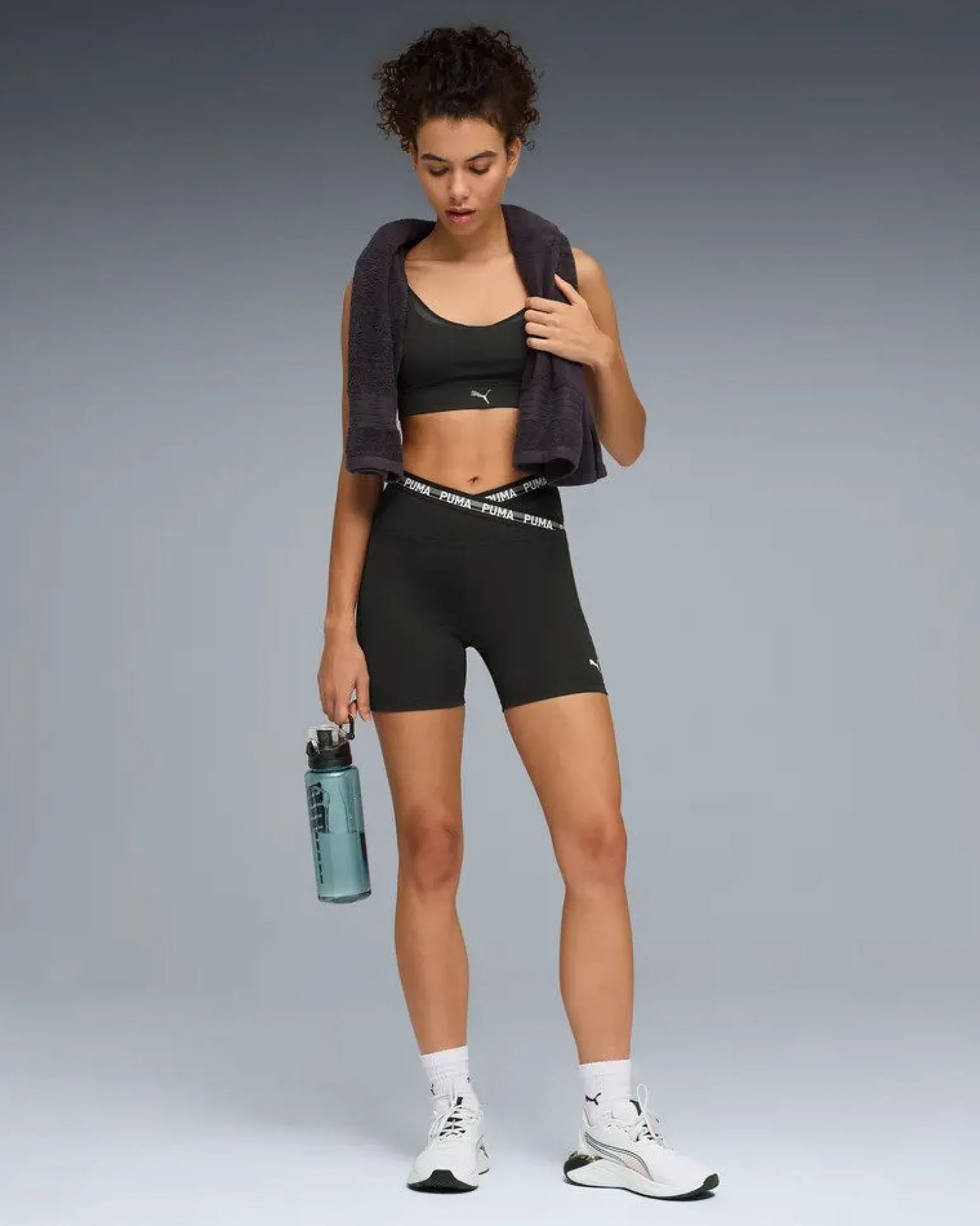 PUMA -SHORT NERO STRONG CROSS FRONT TIGHT HW 5" DA DONNA, 528497-01