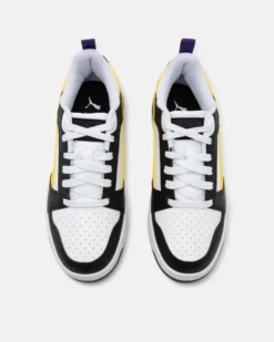 PUMA - SNEAKERS JUNIOR REBOUND V6 LO GS BIANCHE CON DETTAGLI GIALLI E NERI DAL 36 AL 39, 393833-23