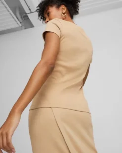 PUMA - T-SHIRT DA DONNA CLASSICS RIBBED SLIM TEE BEIGE - 624264-83