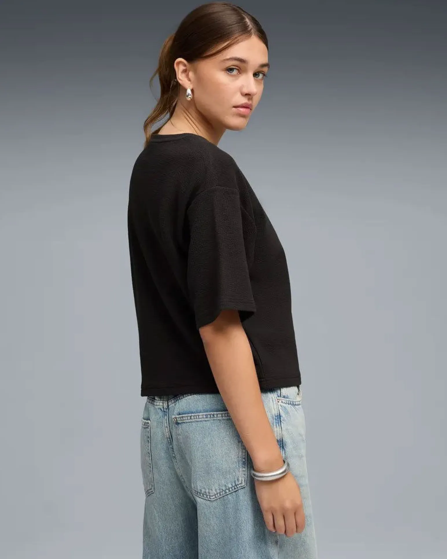 PUMA - T-SHIRT NERA ESSENTIAL ELEVATED RELAXED DA DONNA, 691813-01