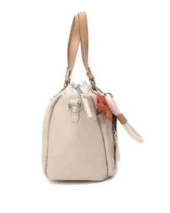 REFRESH - Borsa due manici beige con tasche frontali e moschettone con ciondoli, tracolla removibile