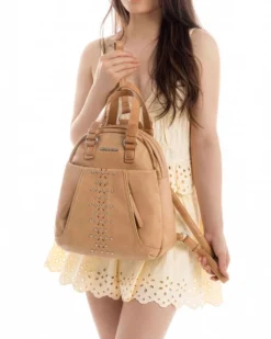 REFRESH - Zaino camel tasche frontali e borchie