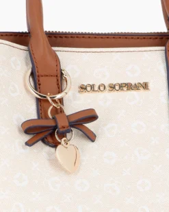 SOLO SOPRANI - Borsa due manici panna loggata con ciondolo fiocco+cuore, tracolla removibile