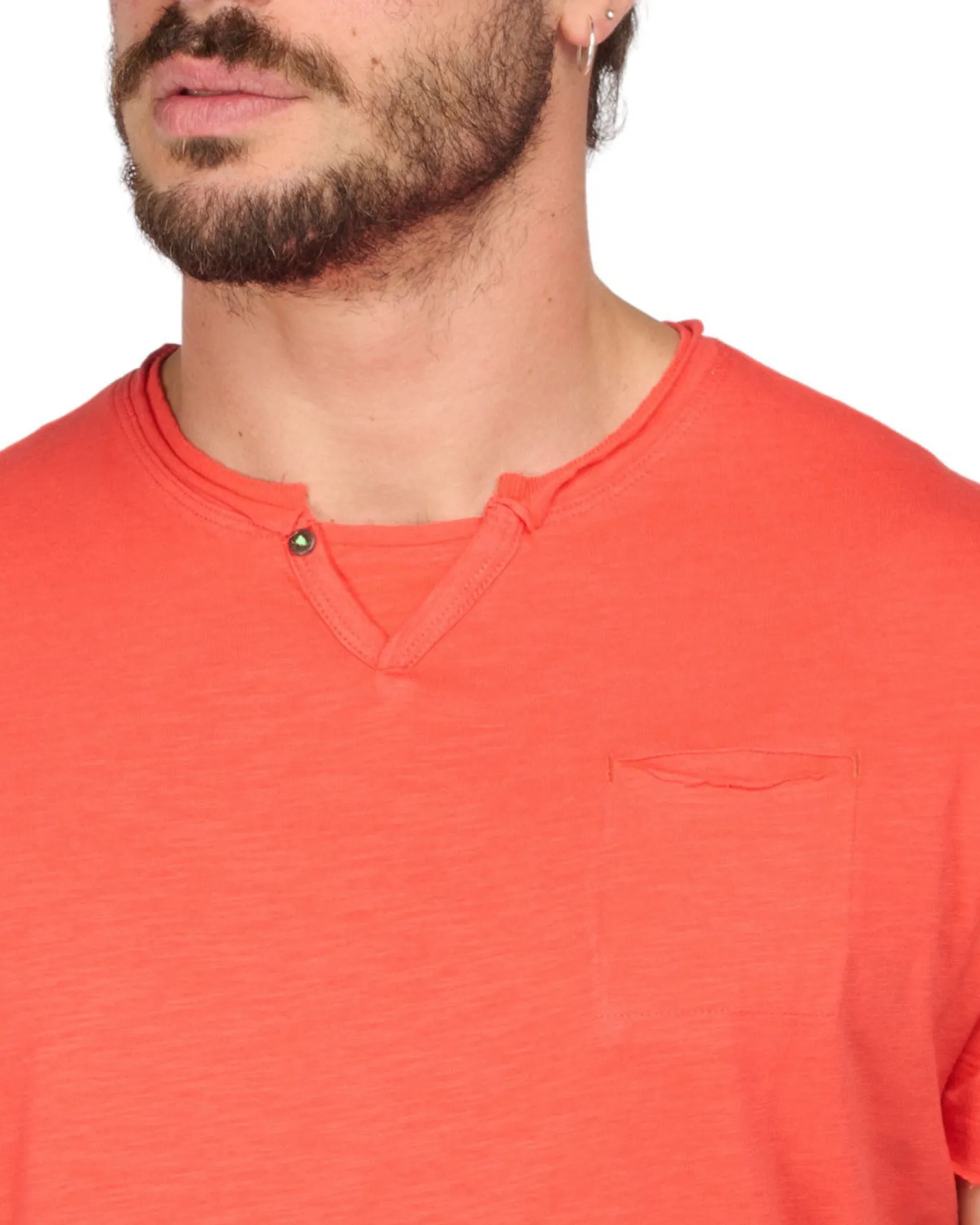 TSHIRT MANICA CORTA SCOLLO V