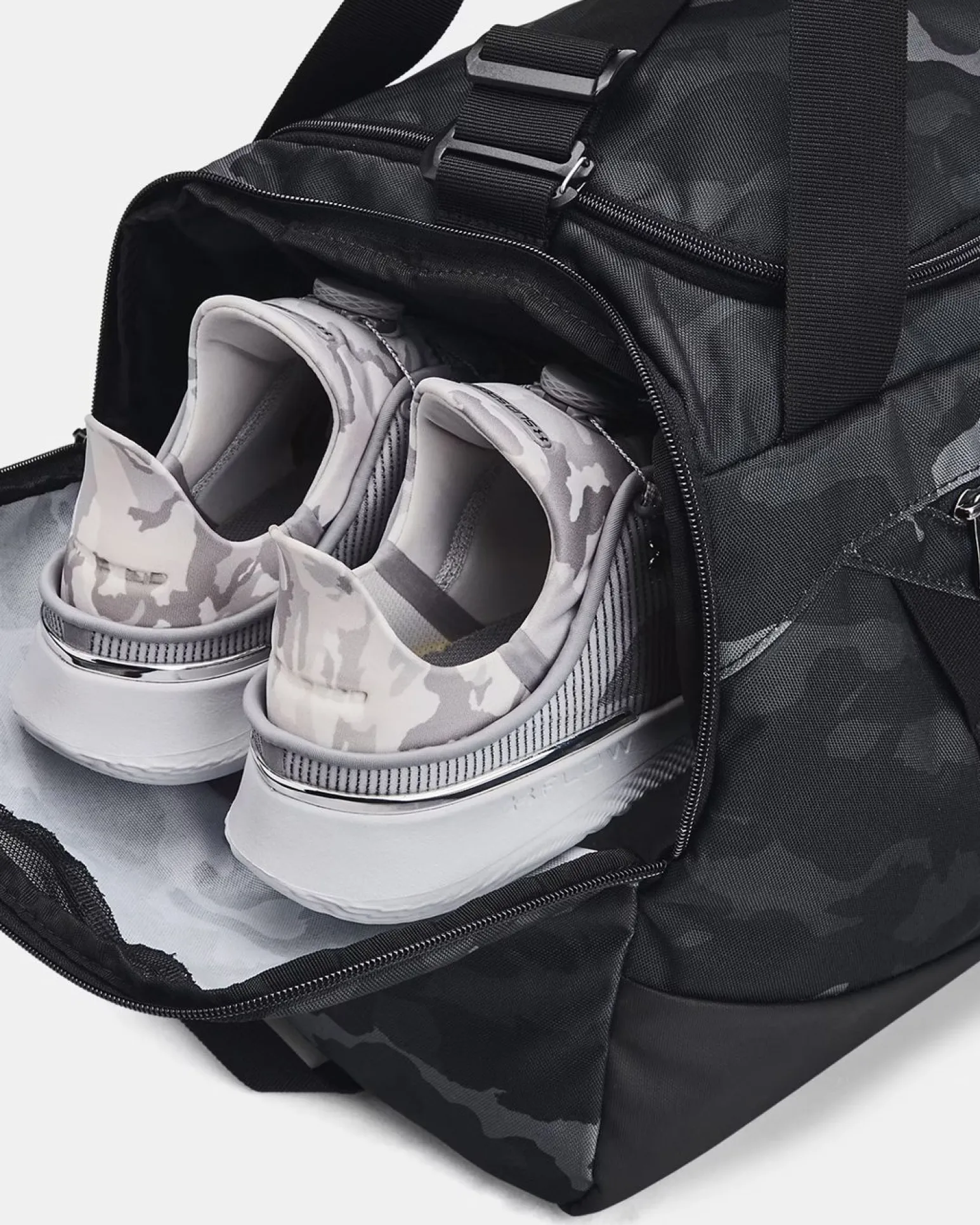 UNDER ARMOUR - BORSONE UNDENIABLE 5.0 DUFFLE M NERO CON DETTAGLI MIMETICI, 1369223_0010